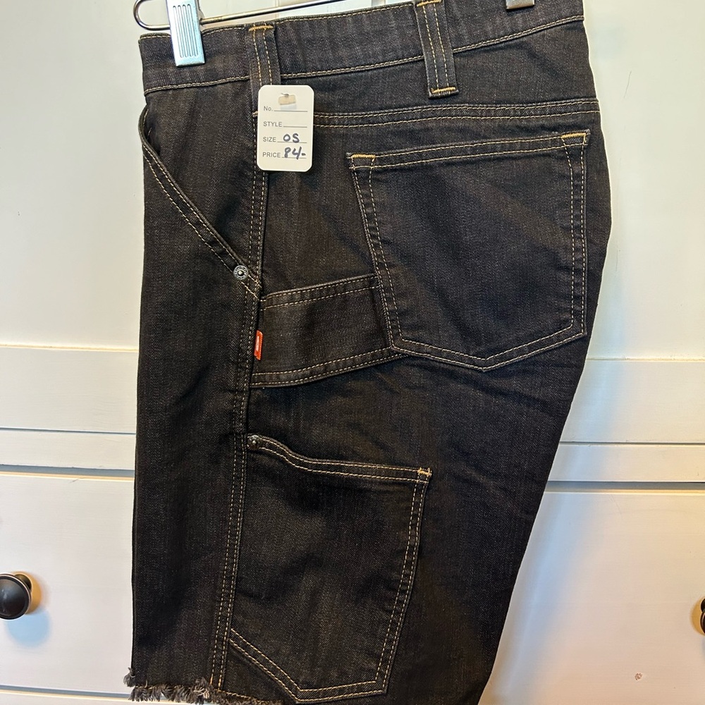 Maven Slim denim black shorts size 6